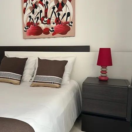 Apartment Duplex Avec Terrasse Magnifique Jacuzzi Vue Roses